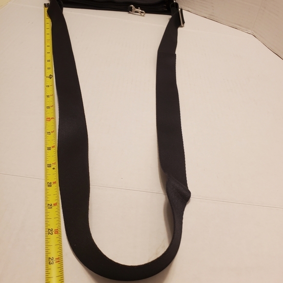 Baggallini Black Crossbody Bag - Picture 4 of 14